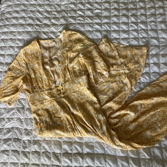 Olivaceous sunshine floral jumpsuit - Picture 1 of 7